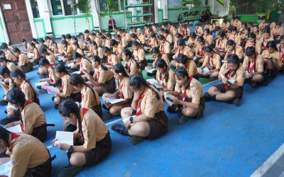 Literasi Pagi: Saat Setiap Halaman Menjadi Langkah Menuju Masa Depan